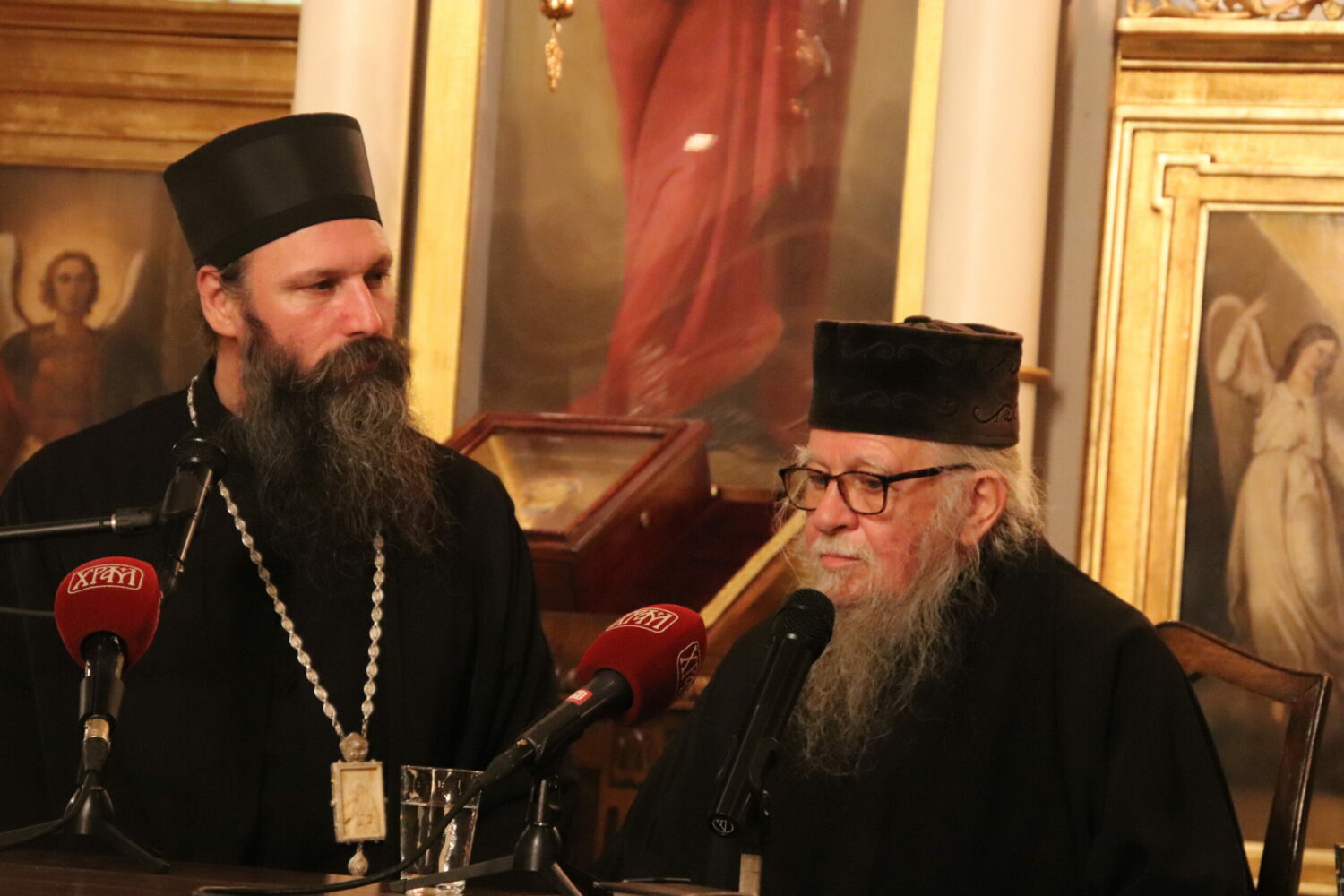 Belgrade Présentation livre Mgr Hilarion et Père Elie